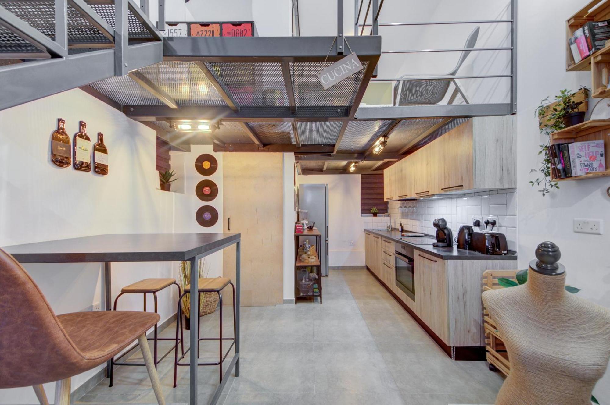 Unique Studio Loft, Walking Distance To Valletta Hamrun Exterior photo